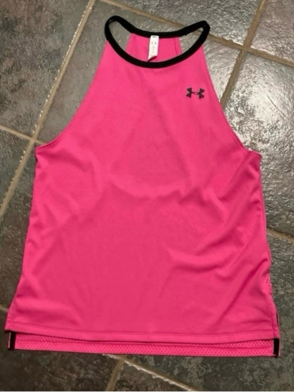 Under Armour Hot Pink Athletic Tank with Black Trim Girls XL or Women’s XS